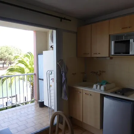 Studio Cap D'agde, 2 Pieces, 5 Personnes - Fr-1-723-32 Appartement